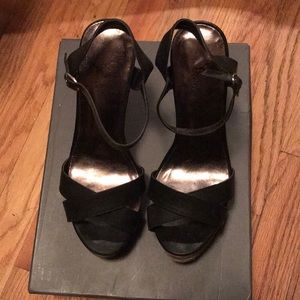 💙 BOGO Platform Sandals